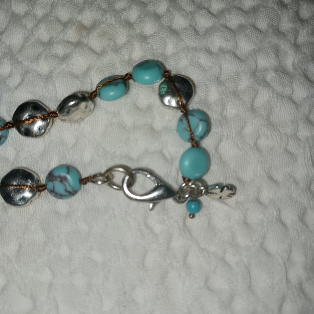 16" Bronze and turquoise necklace, very heavy material. - Picture 4 of 6
